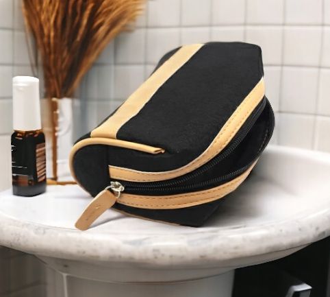 Несессер Марсель / Косметичка дорожная с застёжкой молнией